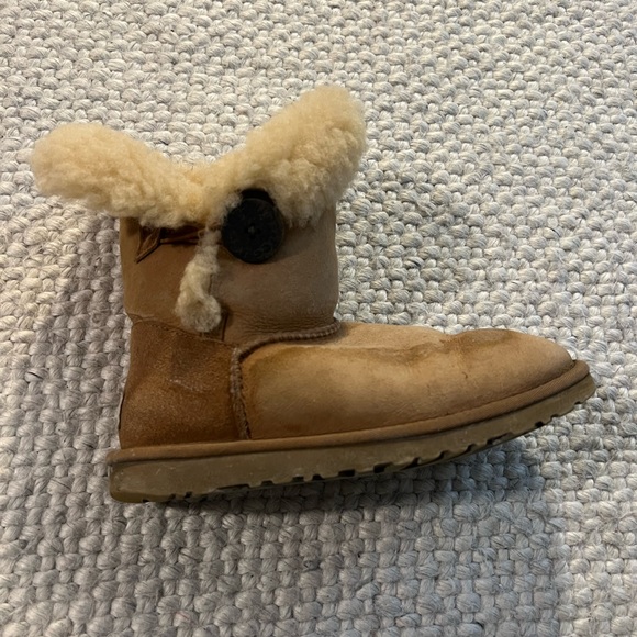 UGG Bailey Button Boots - Picture 6 of 10